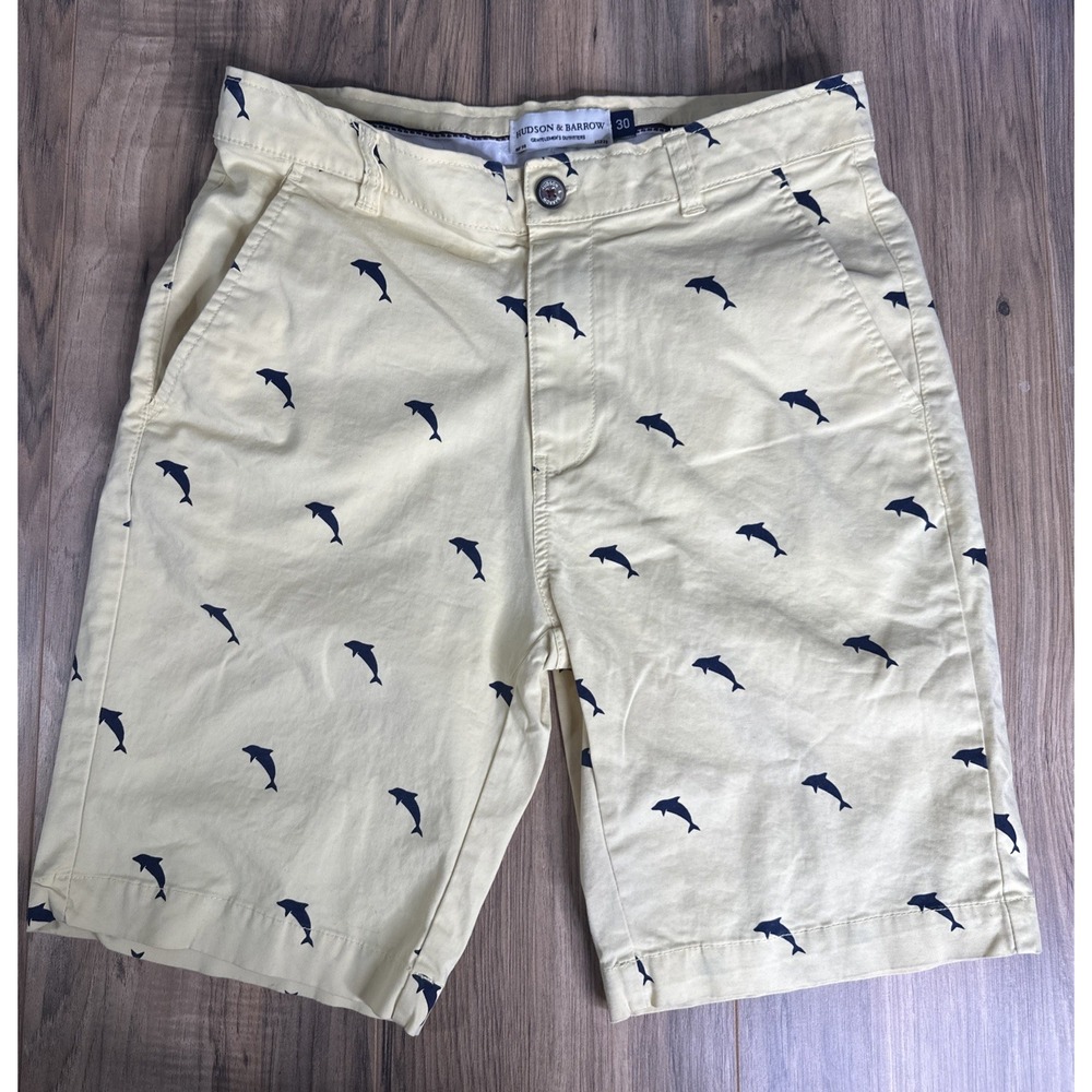 Hudson & Barrow Gentlemen's Outfitters Men's Shorts Size 30 Yellow With Dolphins